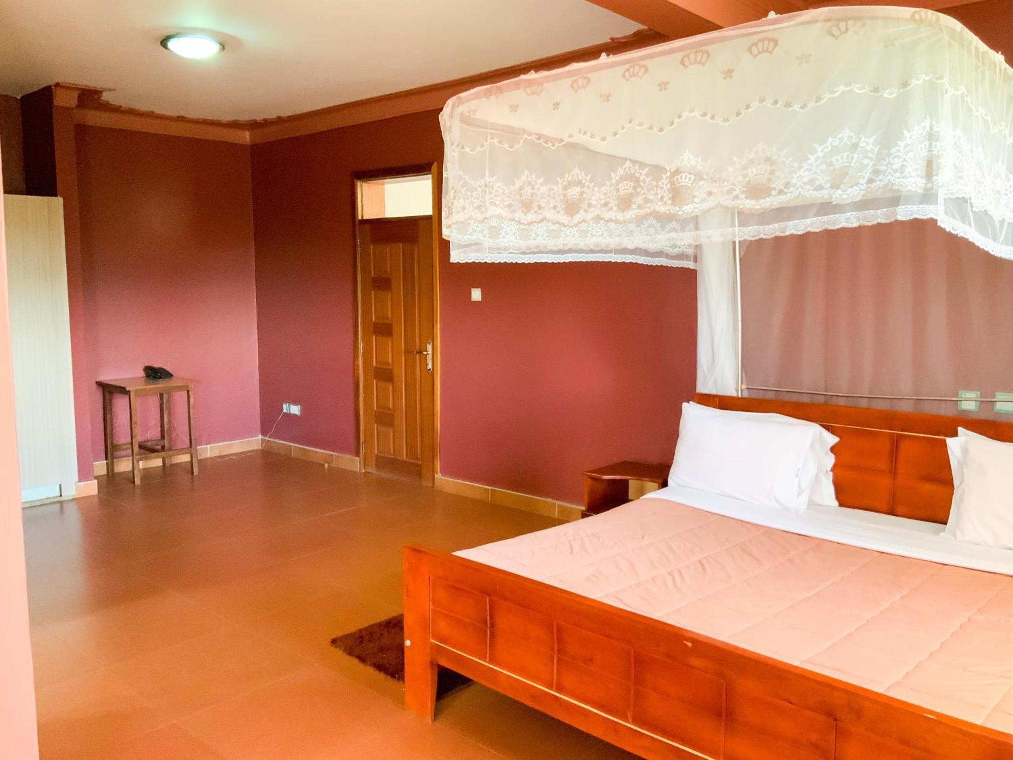 Hendo Hotel Entebbe Eksteriør bilde
