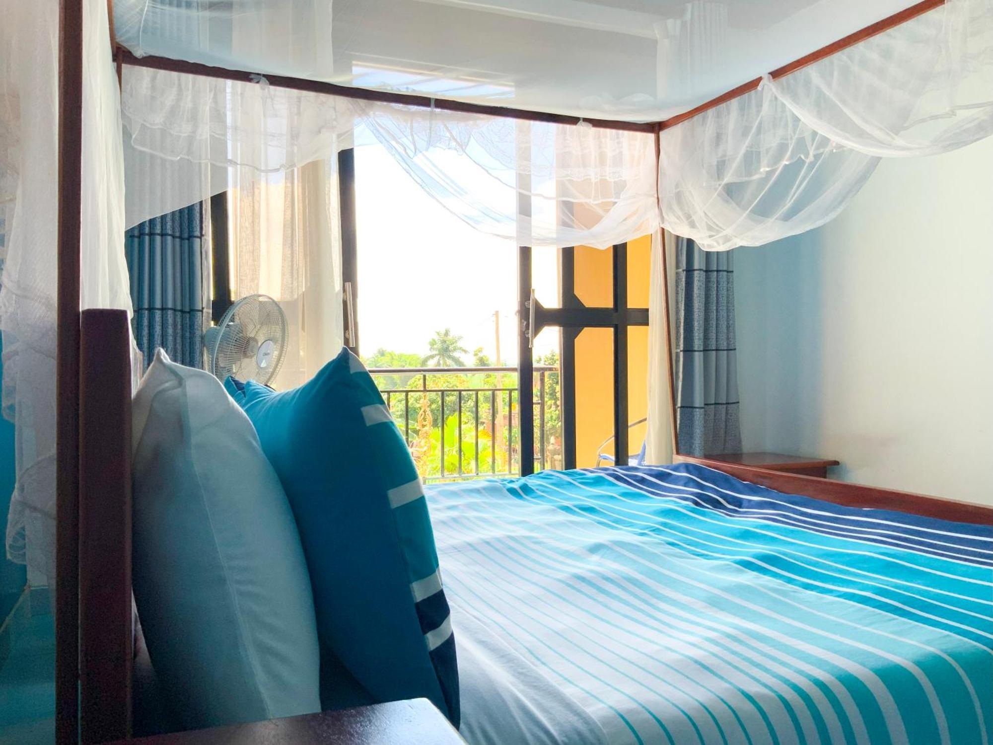 Hendo Hotel Entebbe Eksteriør bilde
