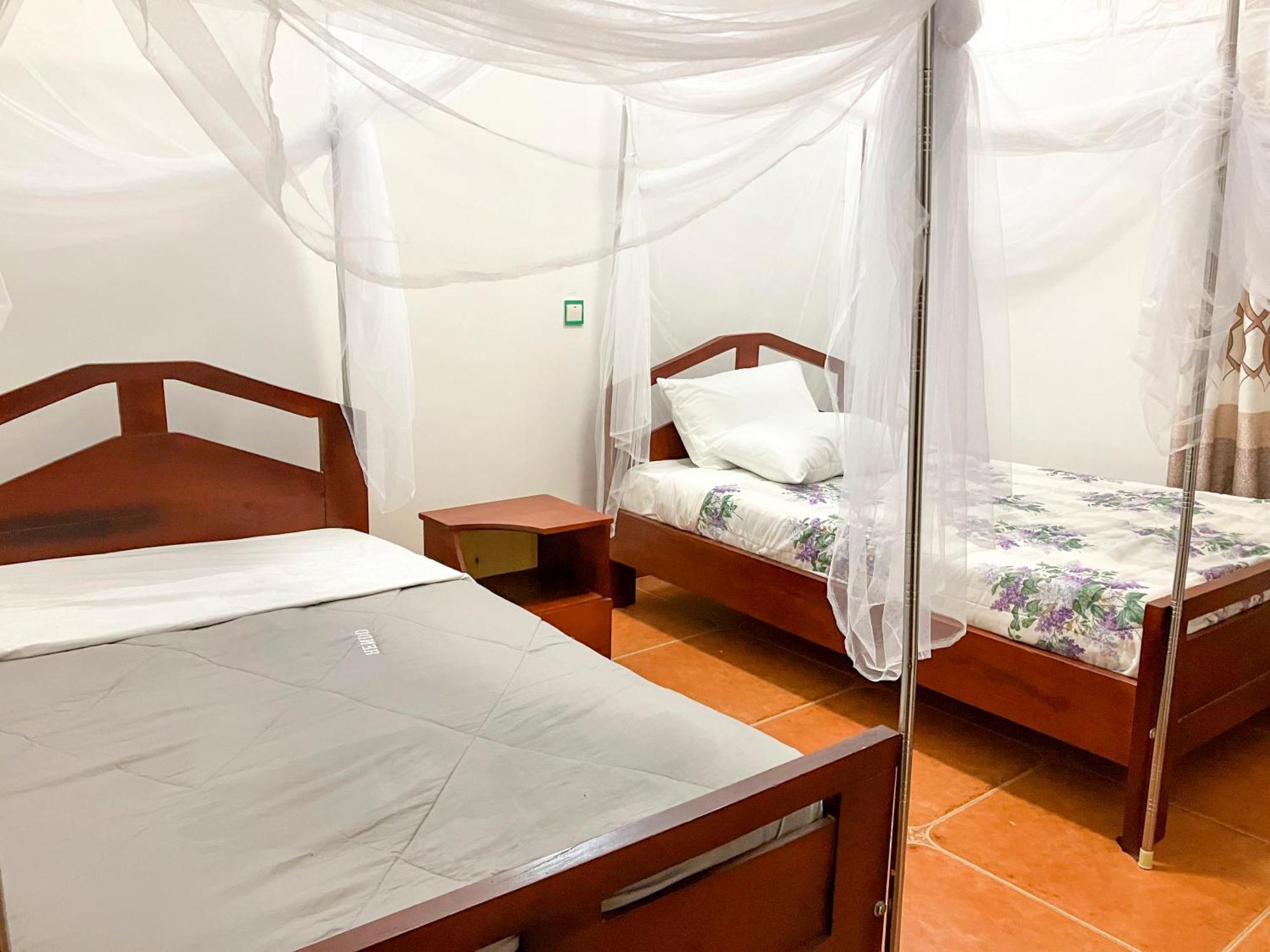 Hendo Hotel Entebbe Eksteriør bilde