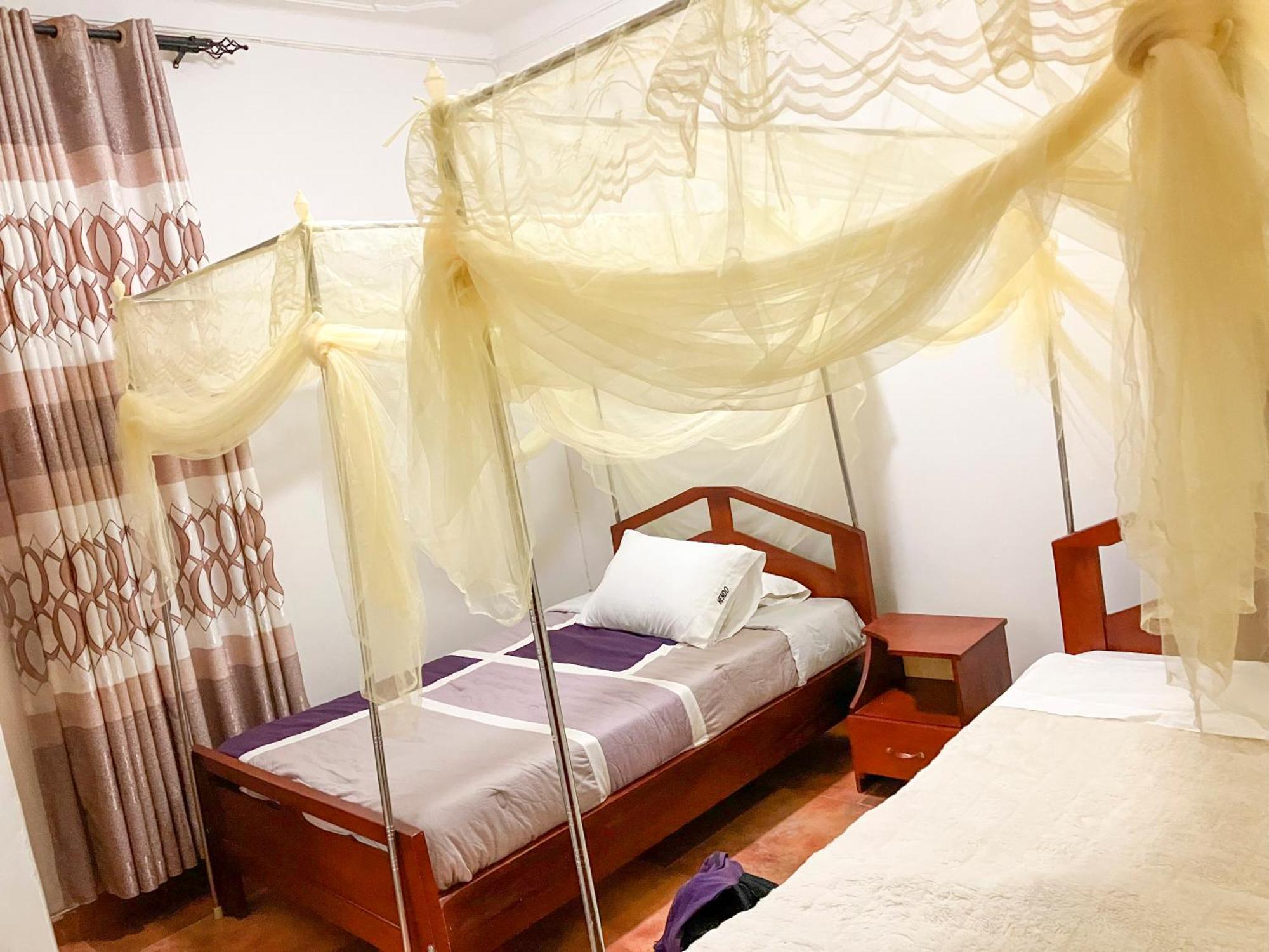Hendo Hotel Entebbe Eksteriør bilde