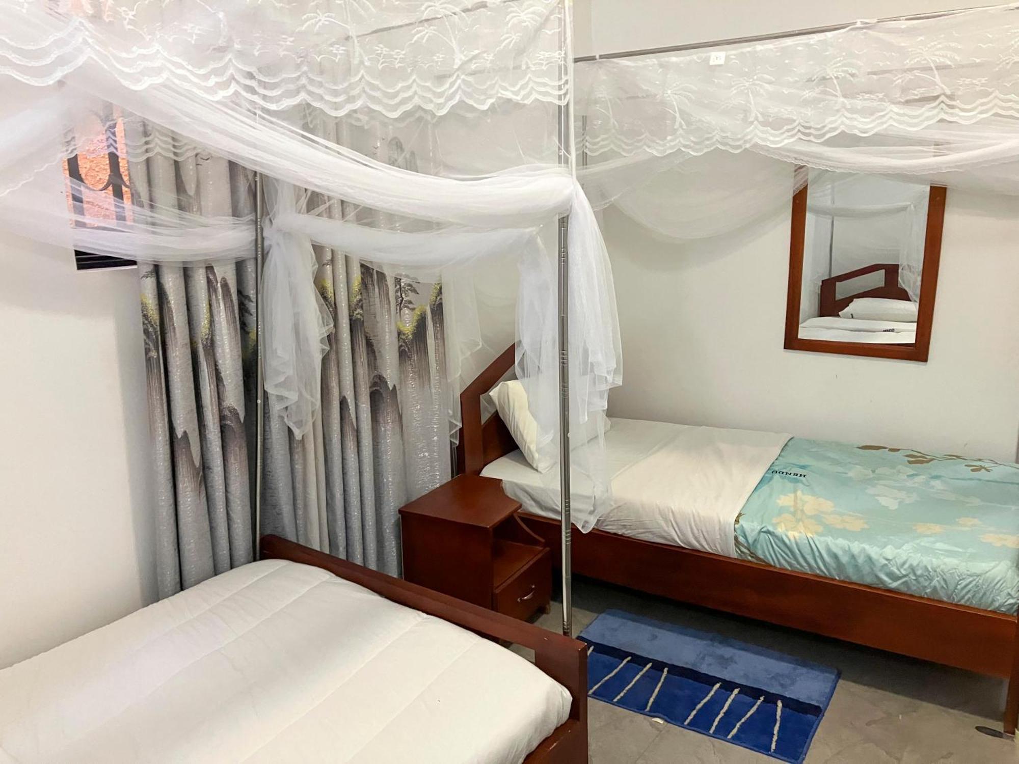 Hendo Hotel Entebbe Eksteriør bilde