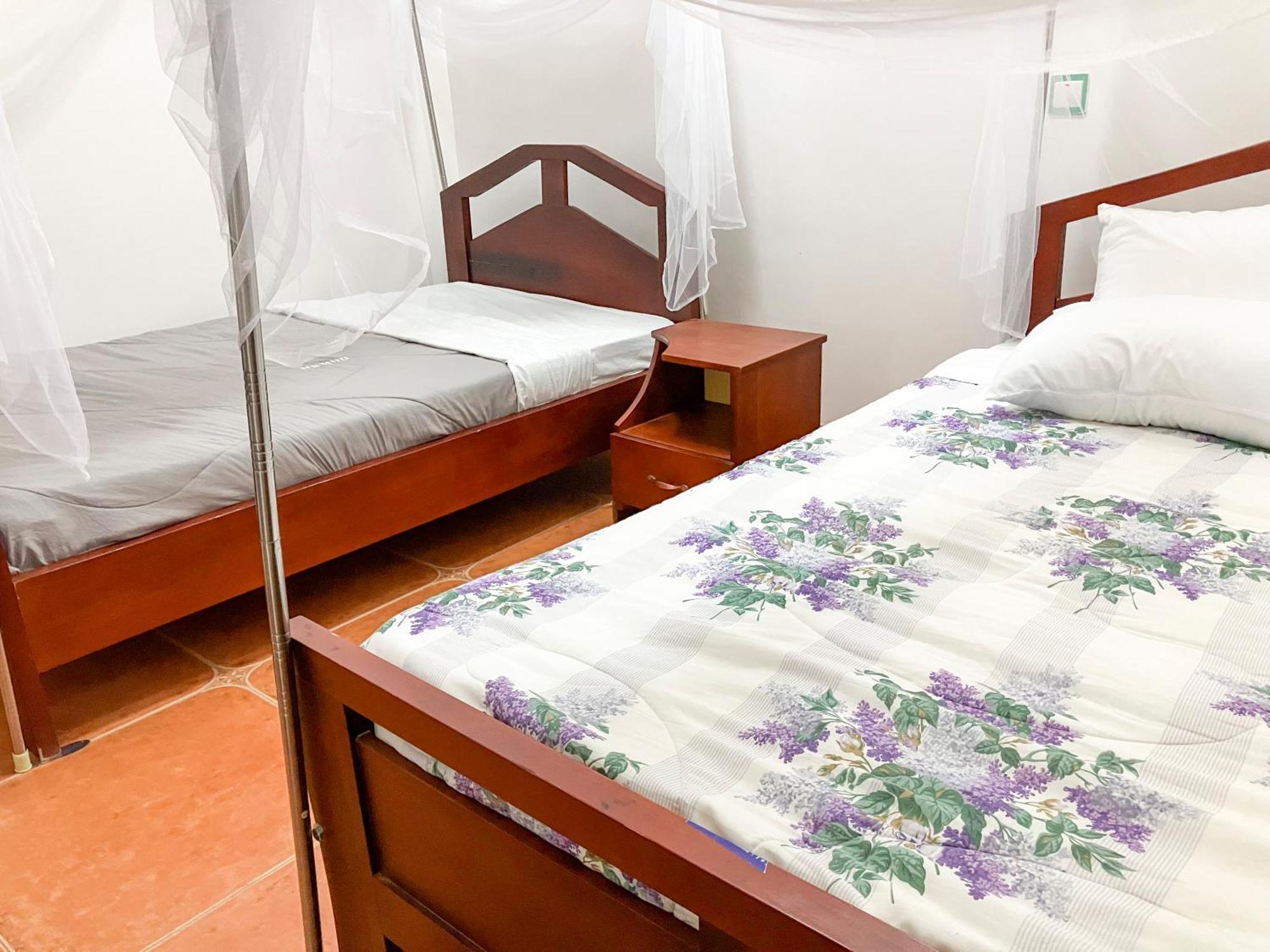 Hendo Hotel Entebbe Eksteriør bilde