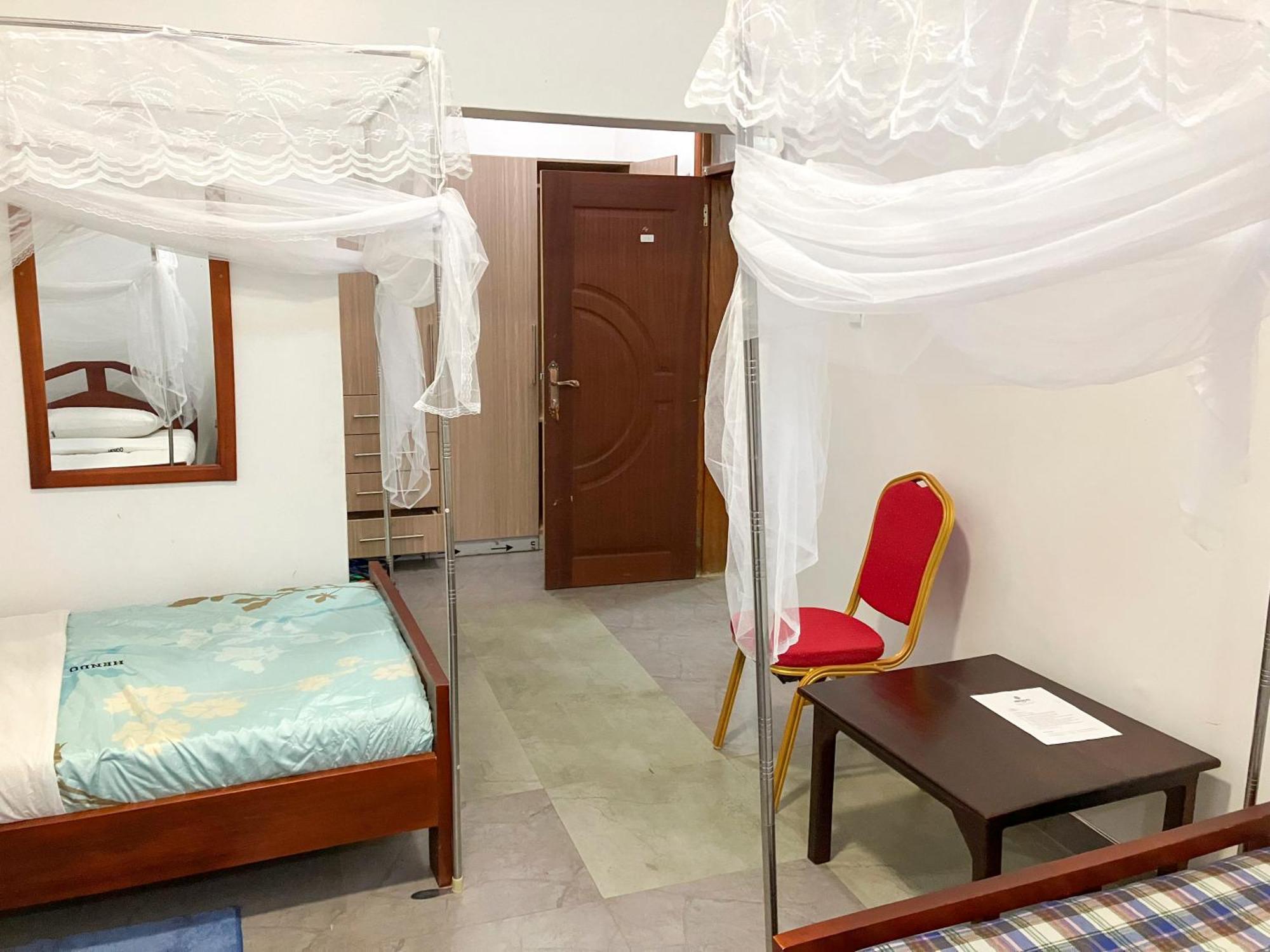 Hendo Hotel Entebbe Eksteriør bilde