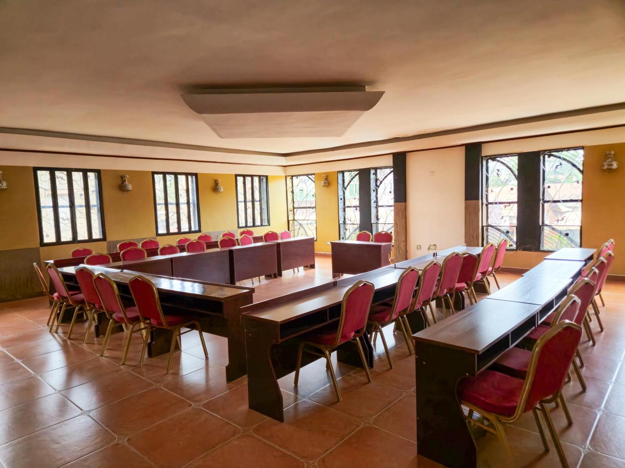 Hendo Hotel Entebbe Eksteriør bilde